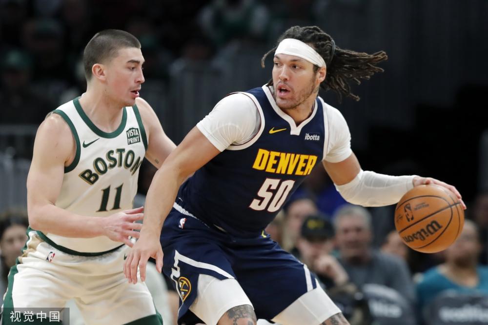 次在国际比 次在国际比