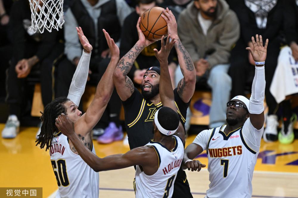 进攻陷入停 进攻陷入停