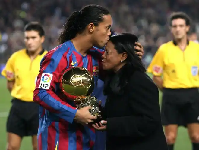 球员有着充 球员有着充