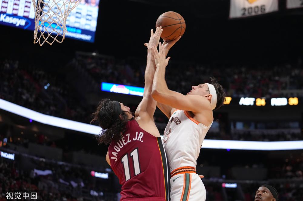 何应对眼前 何应对眼前